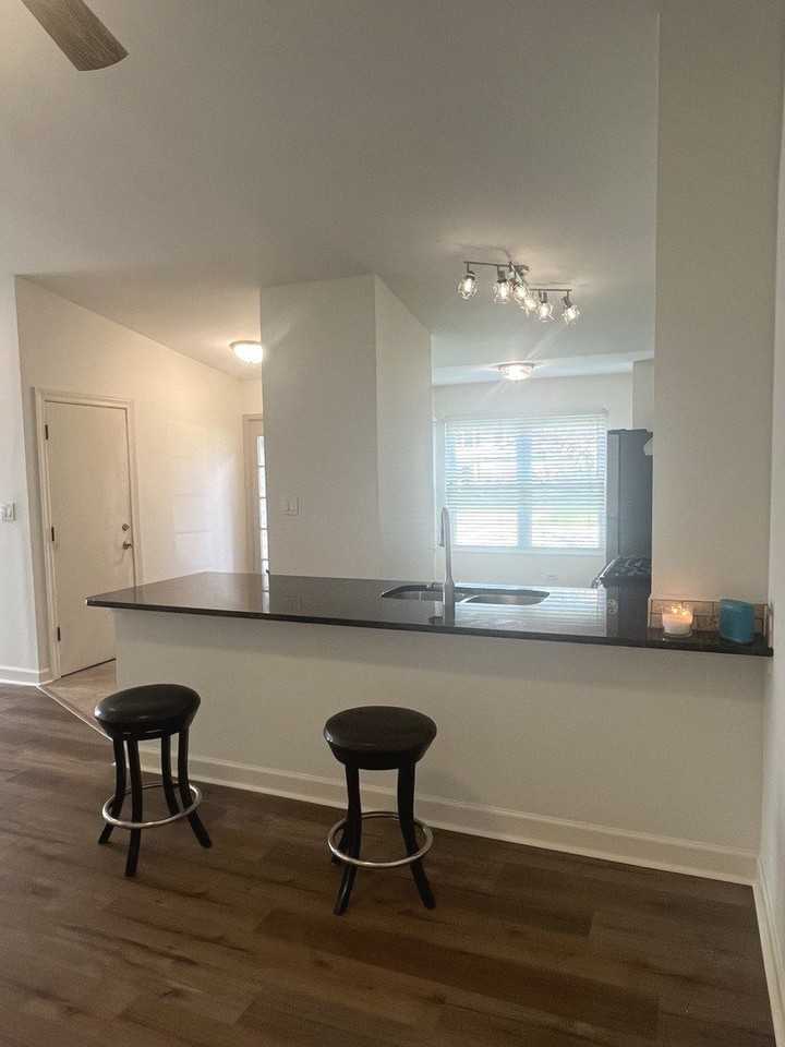 1830 Shetland Rd - Photo 4 of 25