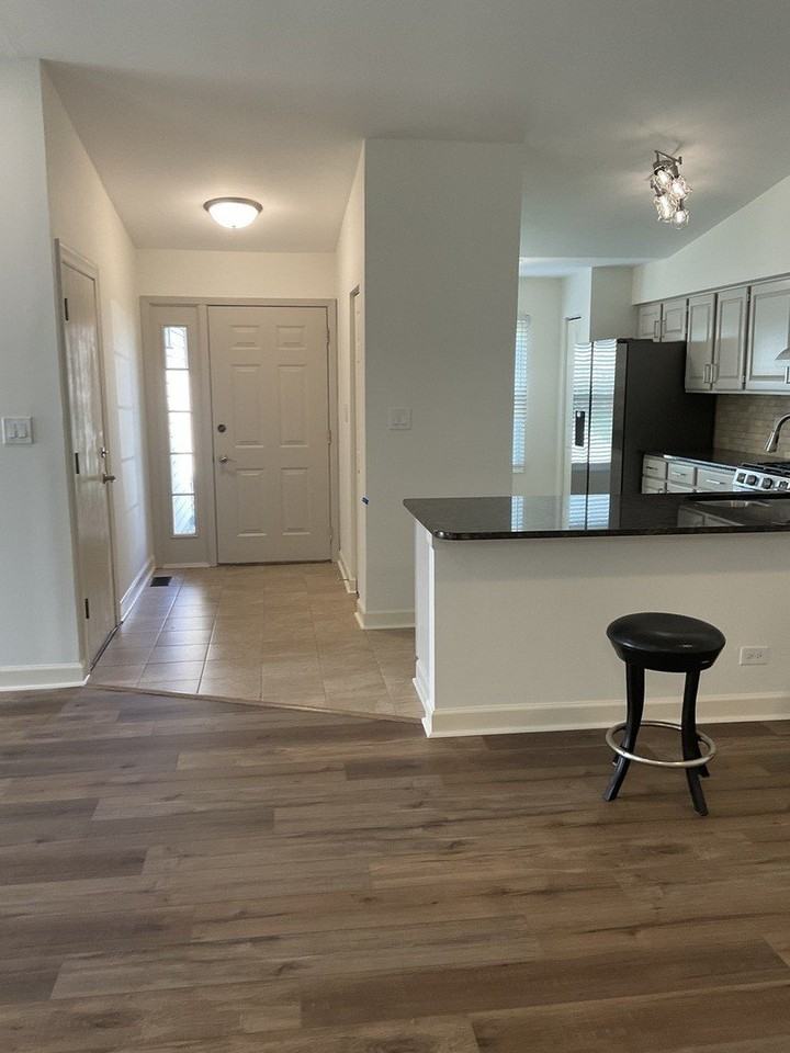 1830 Shetland Rd - Photo 5 of 25