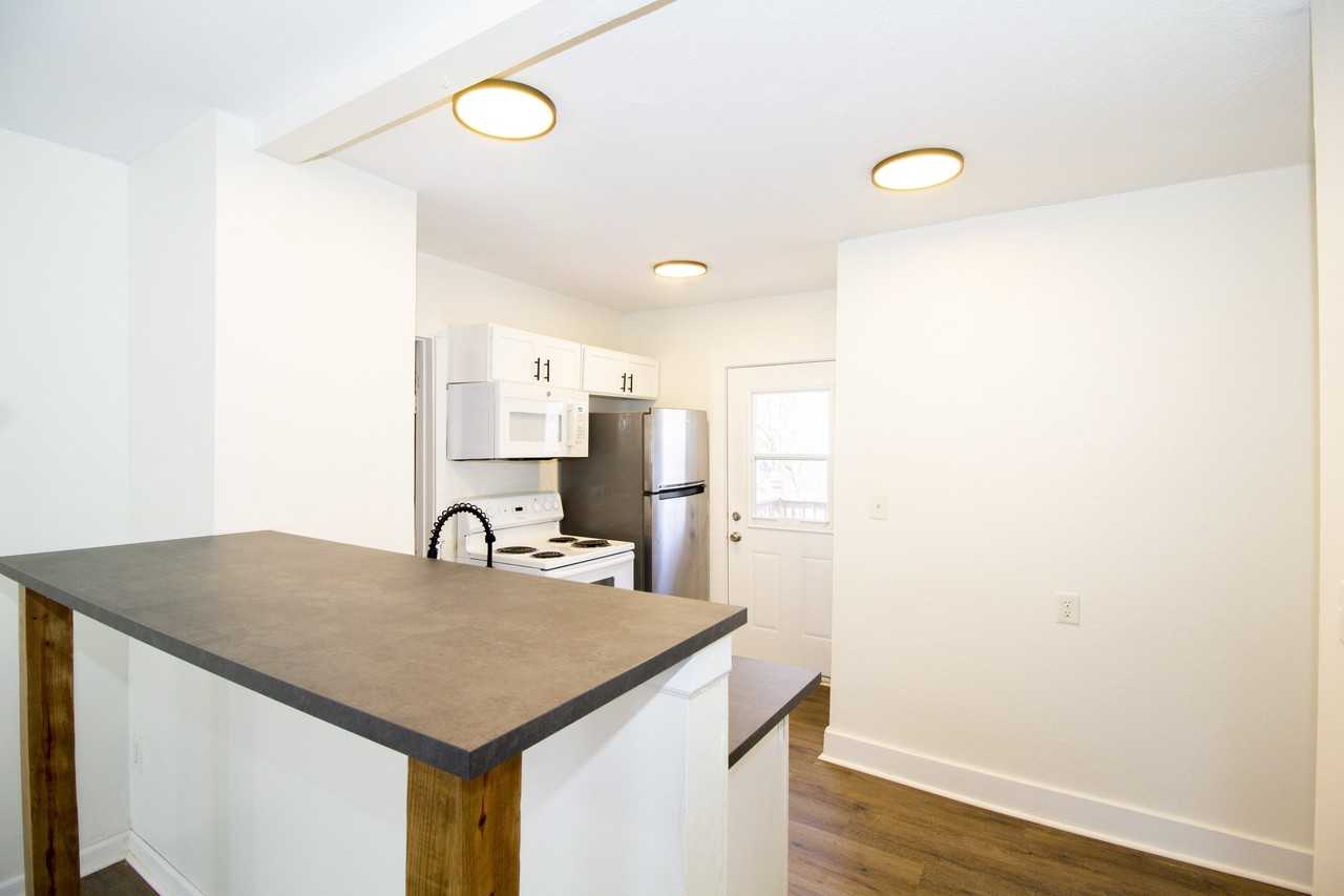 5214 N Wheeling Ave #1 - Photo 4 of 16