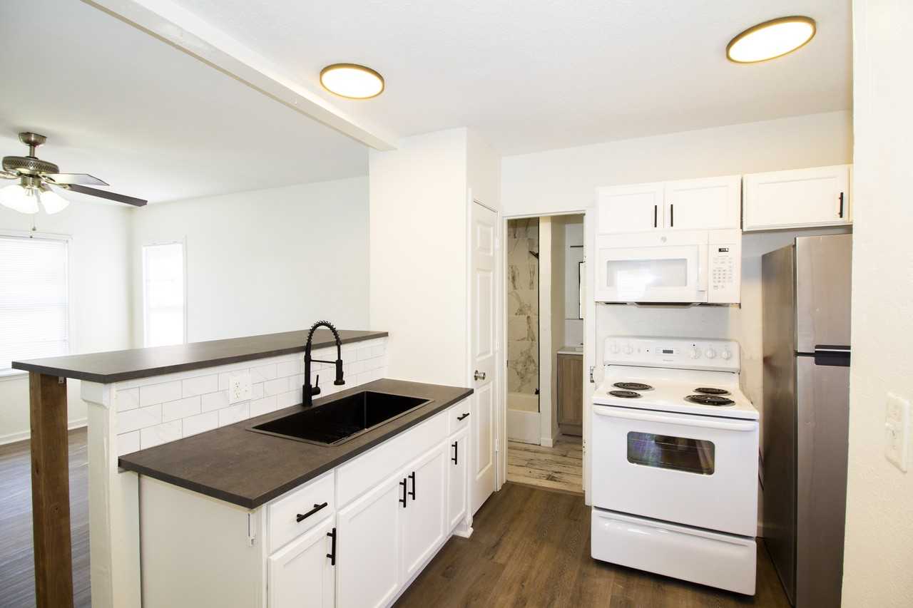 5214 N Wheeling Ave #1 - Photo 6 of 16