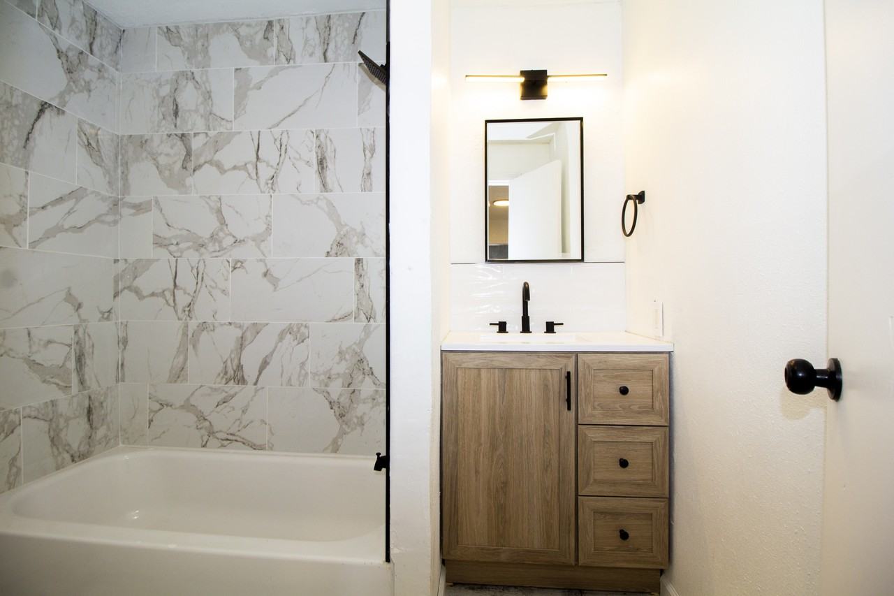 5214 N Wheeling Ave #1 - Photo 7 of 16