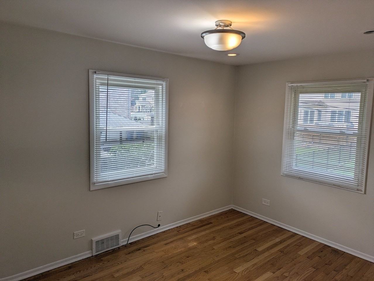 796 N Adele St - Photo 5 of 9