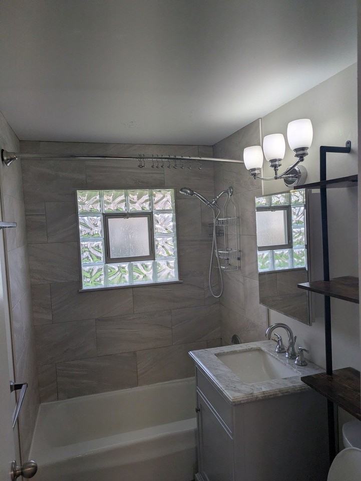 796 N Adele St - Photo 7 of 9