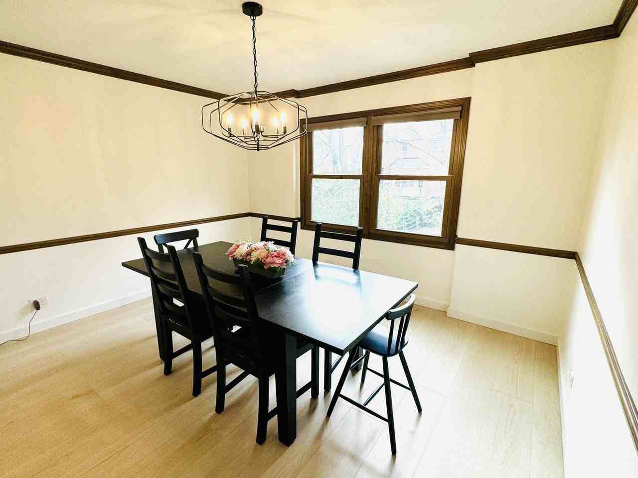 817 Huntleigh Dr - Photo 4 of 32