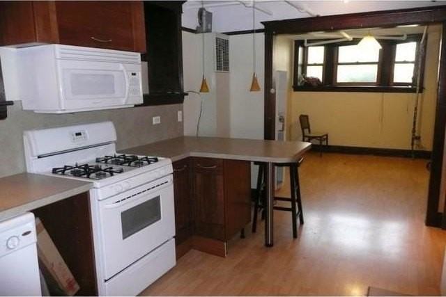 1529 N Claremont Ave #G - Photo 3 of 10