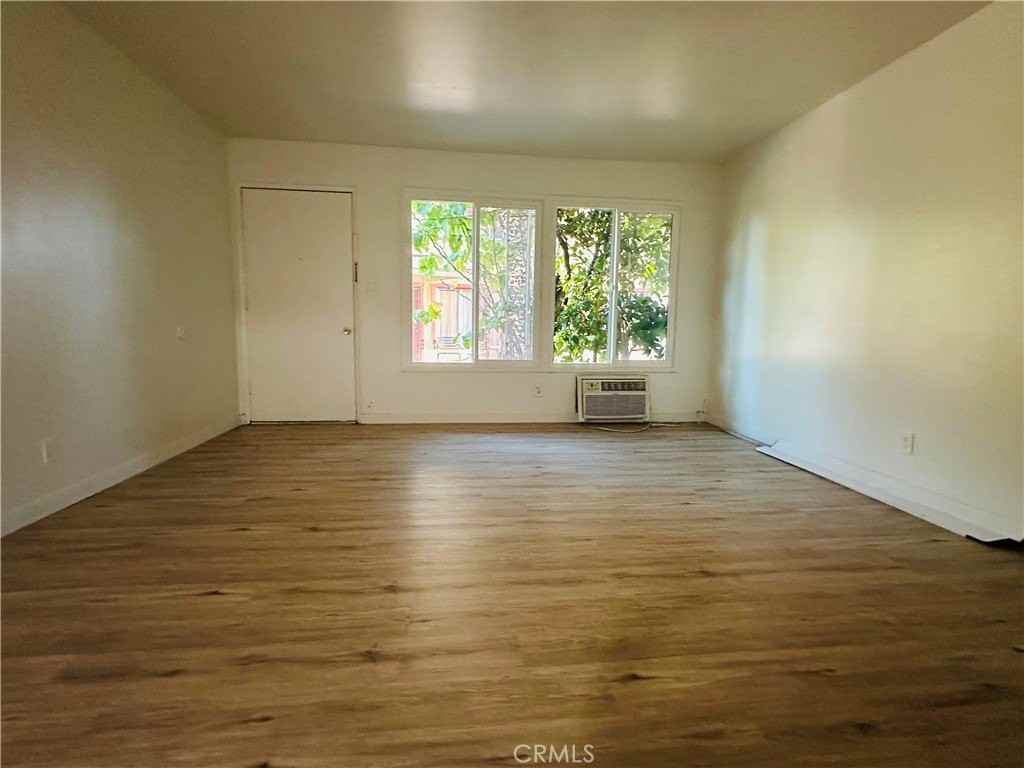 607 N Dalton Ave #1 - Photo 4 of 10