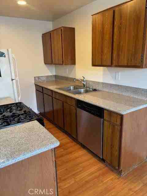 1901 Scott Rd - Photo 6 of 14