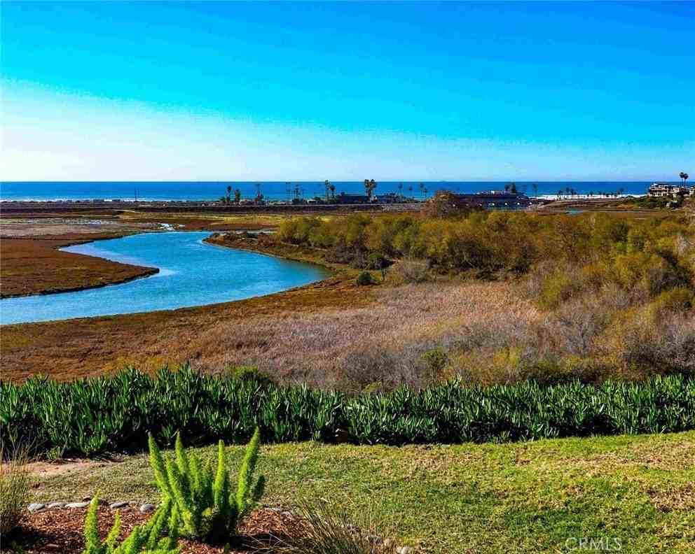 2405 Caminito Ocean Cv - Photo 2 of 32