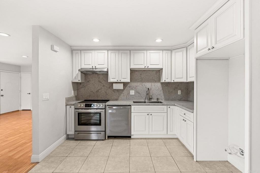 10575 Caminito Glenellen - Photo 7 of 30