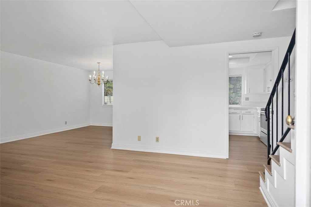 14802 Elm Ave - Photo 2 of 43
