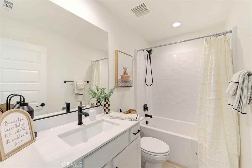 861 Cornelia Way - Photo 6 of 31