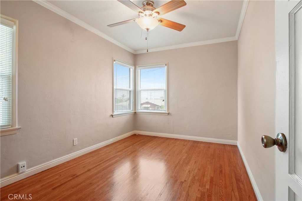 717 N Bandini St - Photo 5 of 20