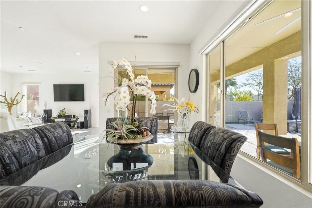 61 Cabernet - Photo 2 of 41