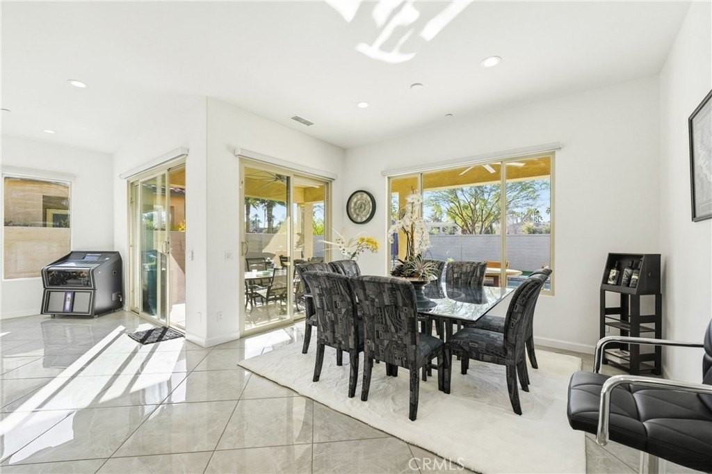 61 Cabernet - Photo 3 of 41