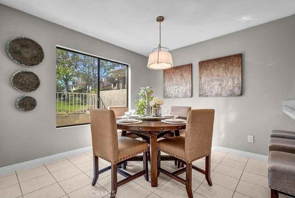 913 Whitewater Dr - Photo 3 of 12