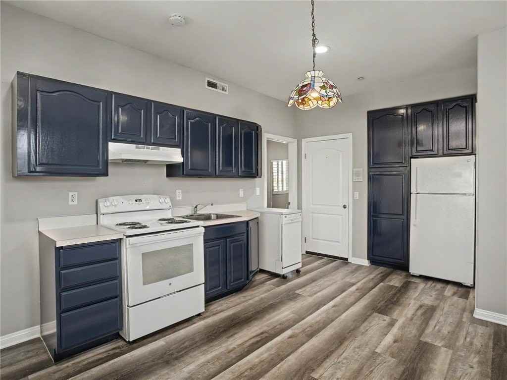 518 S Helberta Ave - Photo 7 of 10