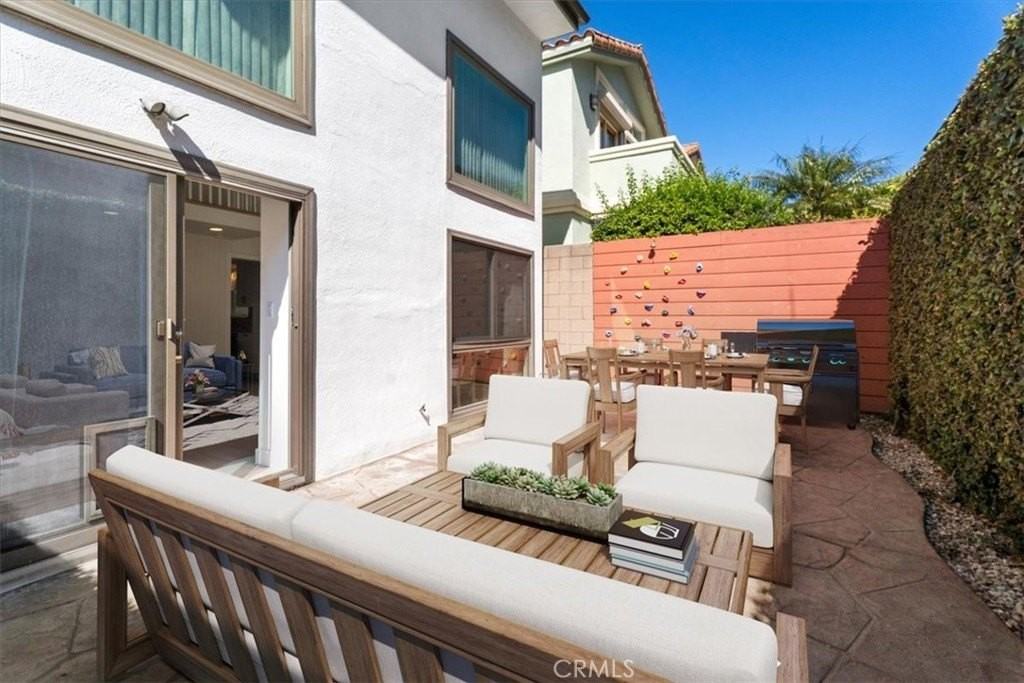 1738 Haynes Ln - Photo 7 of 28