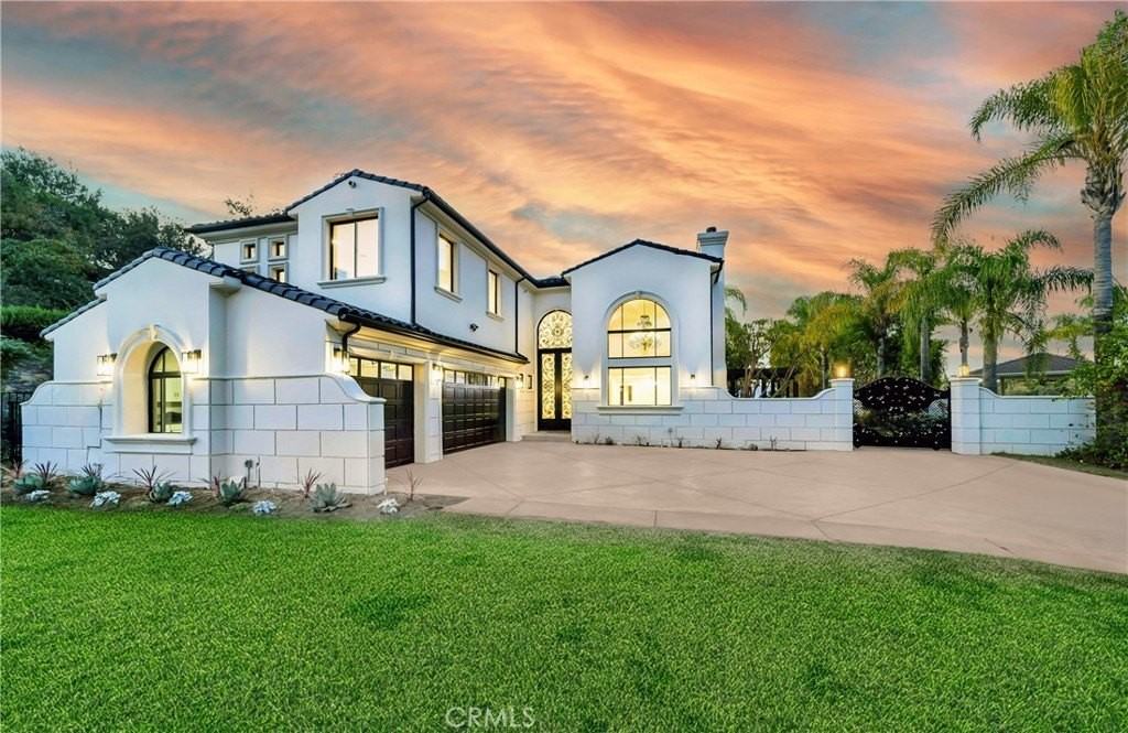 4165 Elm View Dr - Photo 3 of 49