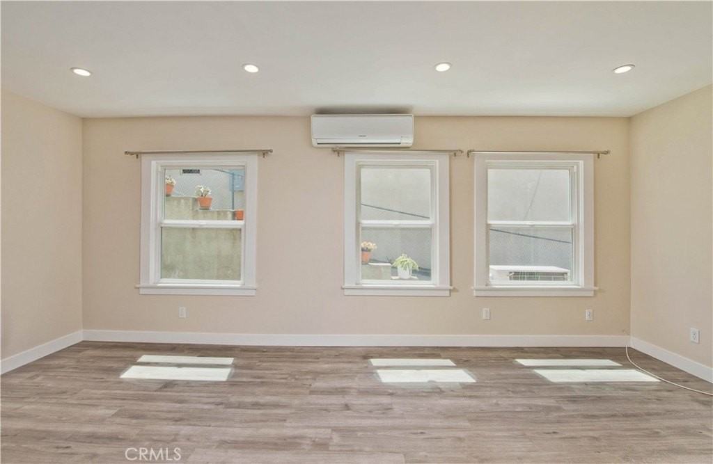 1639 Redcliff St #1-2 - Photo 4 of 28