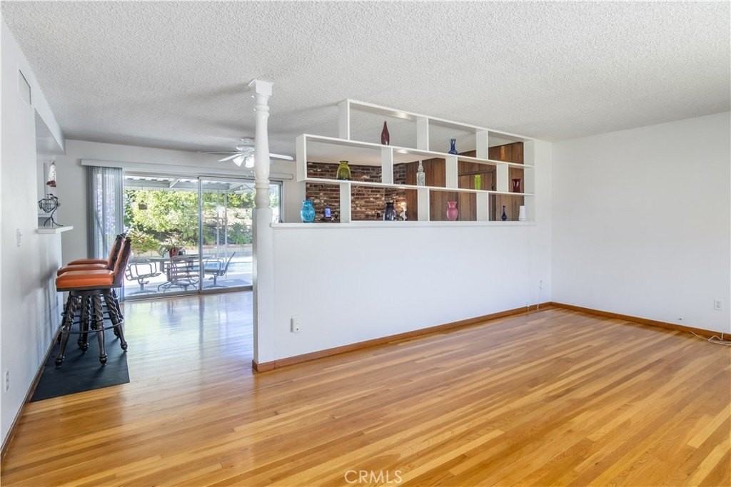 11543 Swinton Ave - Photo 4 of 24