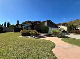 featured image of 11735 La Tierra Ct
