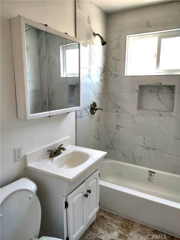 10832 Westminster Ave - Photo 5 of 9