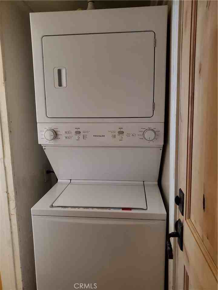 10832 Westminster Ave - Photo 6 of 9