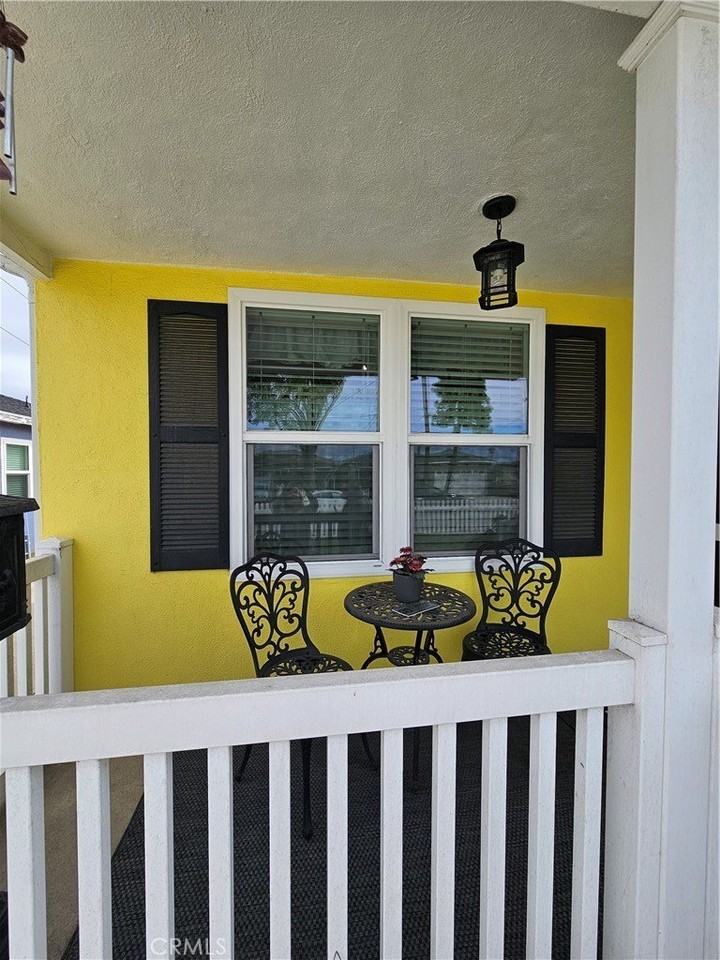 4506 W 170th St - Photo 2 of 15