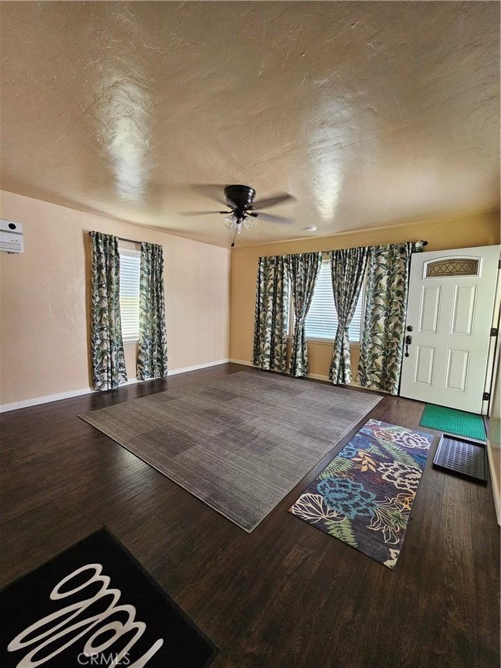 4506 W 170th St - Photo 5 of 15