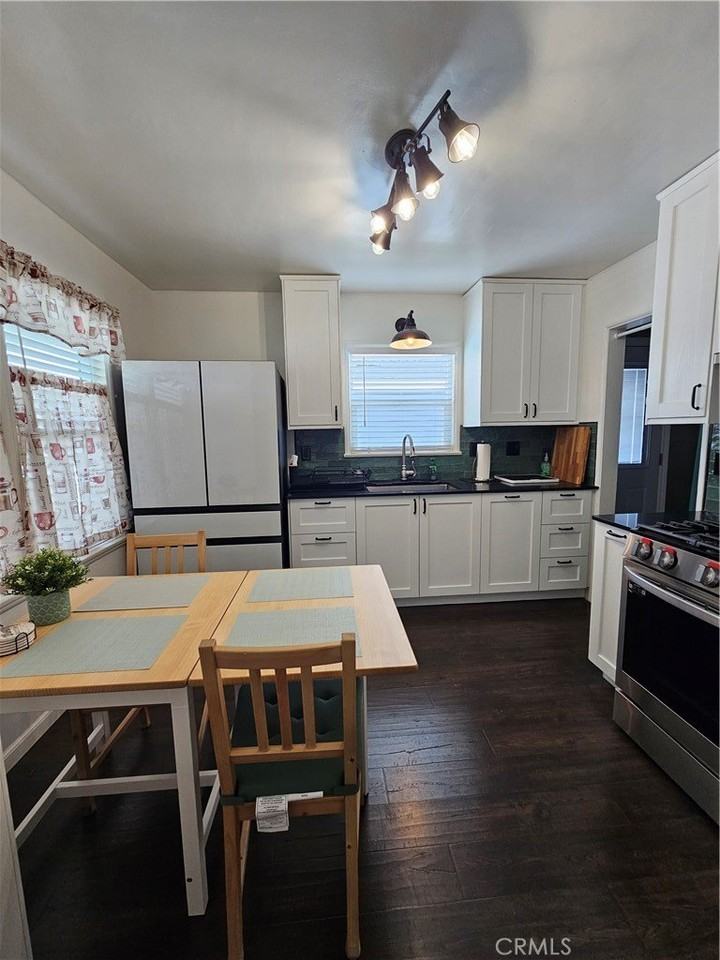 4506 W 170th St - Photo 7 of 15