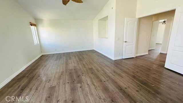 1443 Orange Grove St - Photo 5 of 17