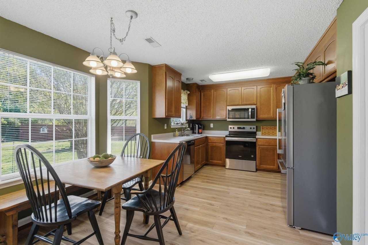 236 River Oaks Dr - Photo 7 of 26