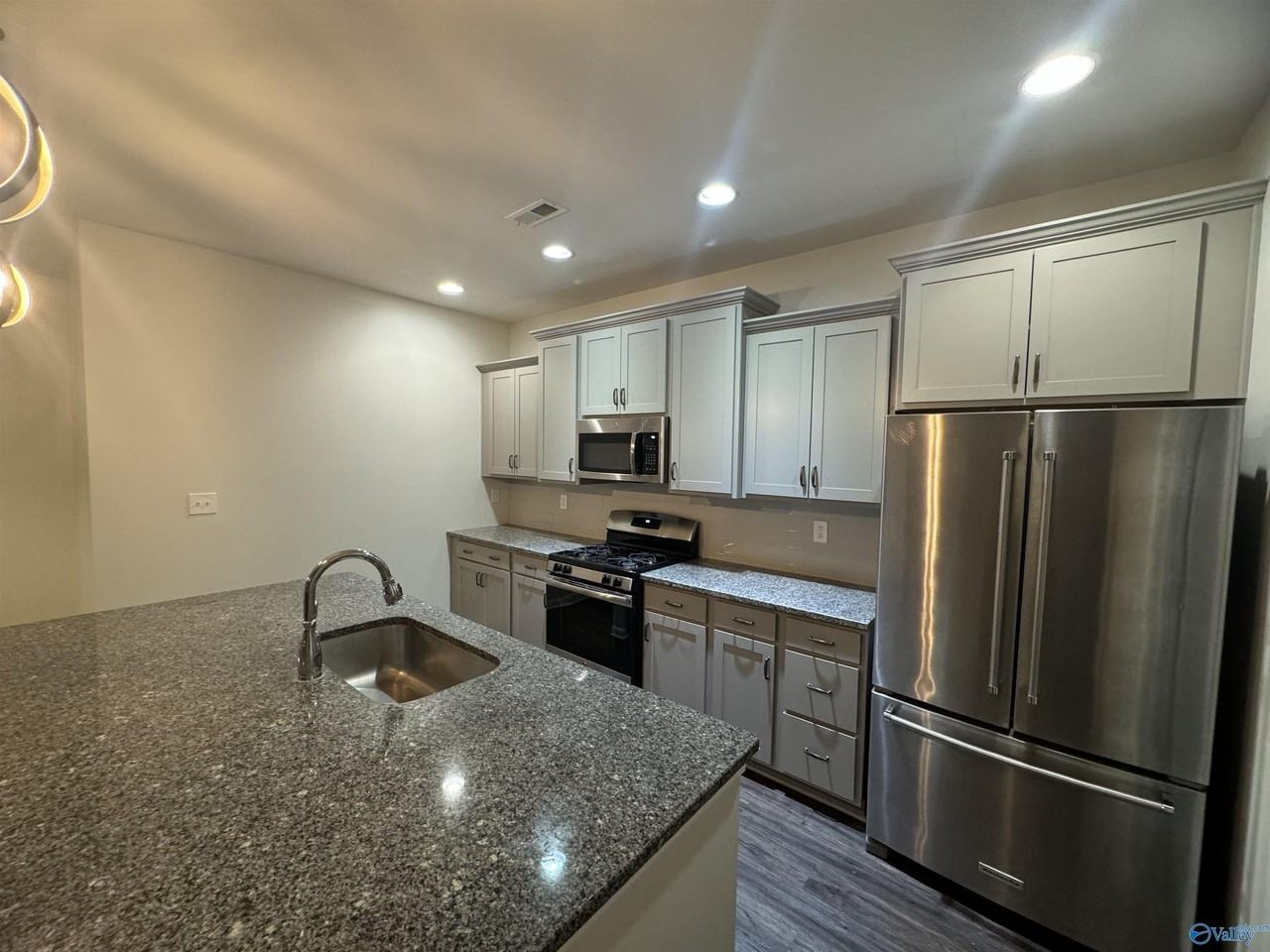 7503 Colibri Cir Se - Photo 7 of 26