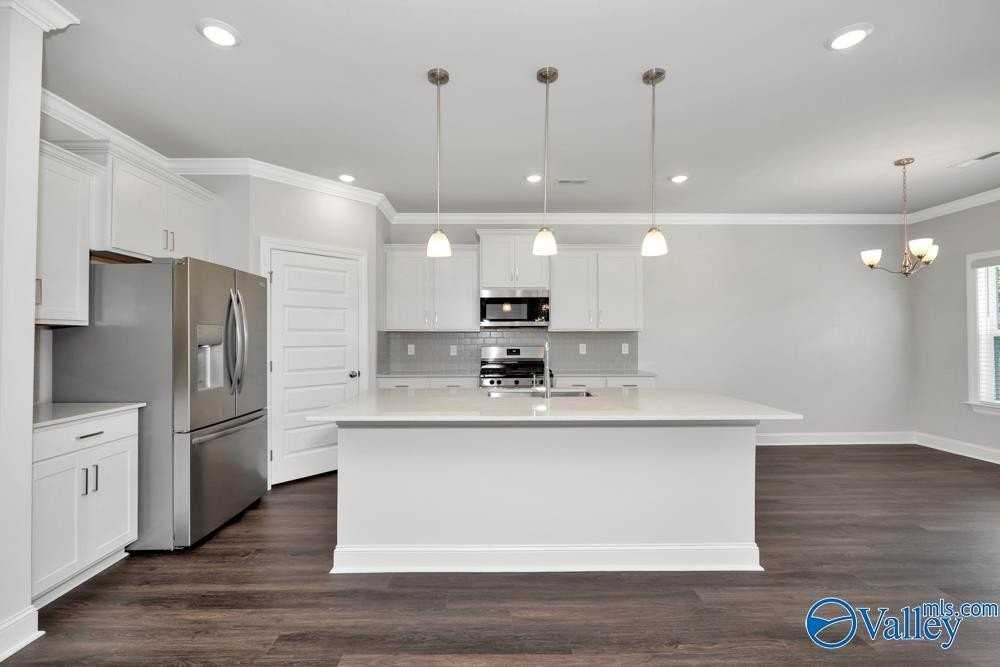 23354 Worcester Ln - Photo 6 of 41