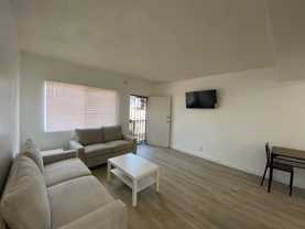 1245 W 88th St #6 - Photo 1 of 1