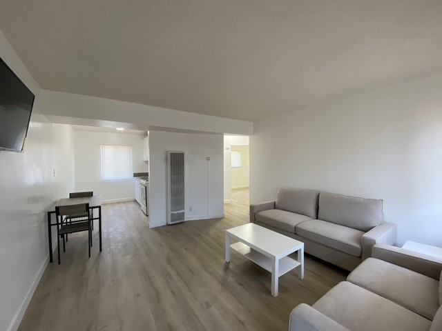 1245 W 88th St #6 - Photo 2 of 21