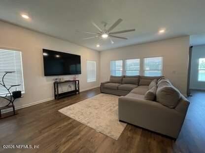 14185 Epply Dr - Photo 3 of 10