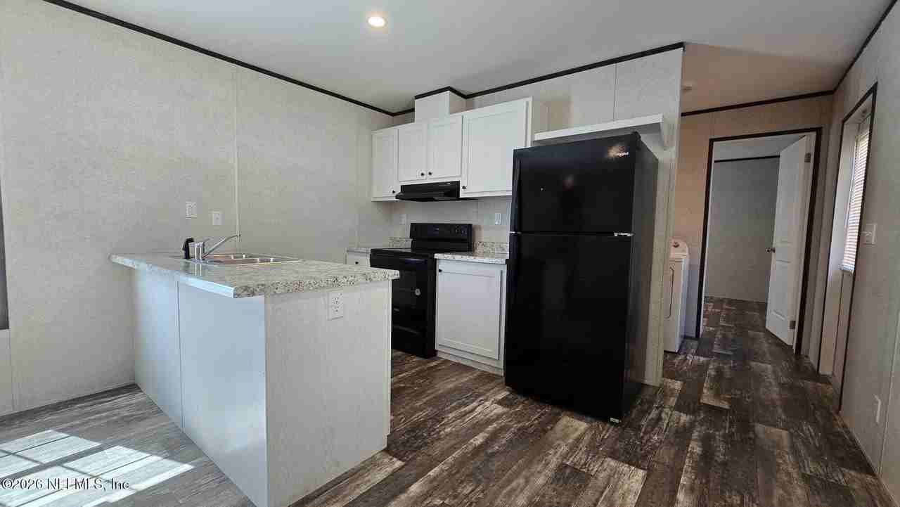 1726 Bermuda Rd - Photo 7 of 18