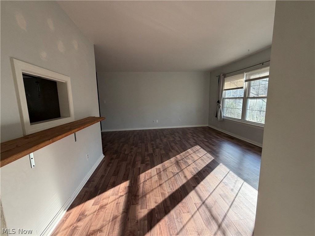 6910 Carriage Hill Dr #202 - Photo 6 of 21