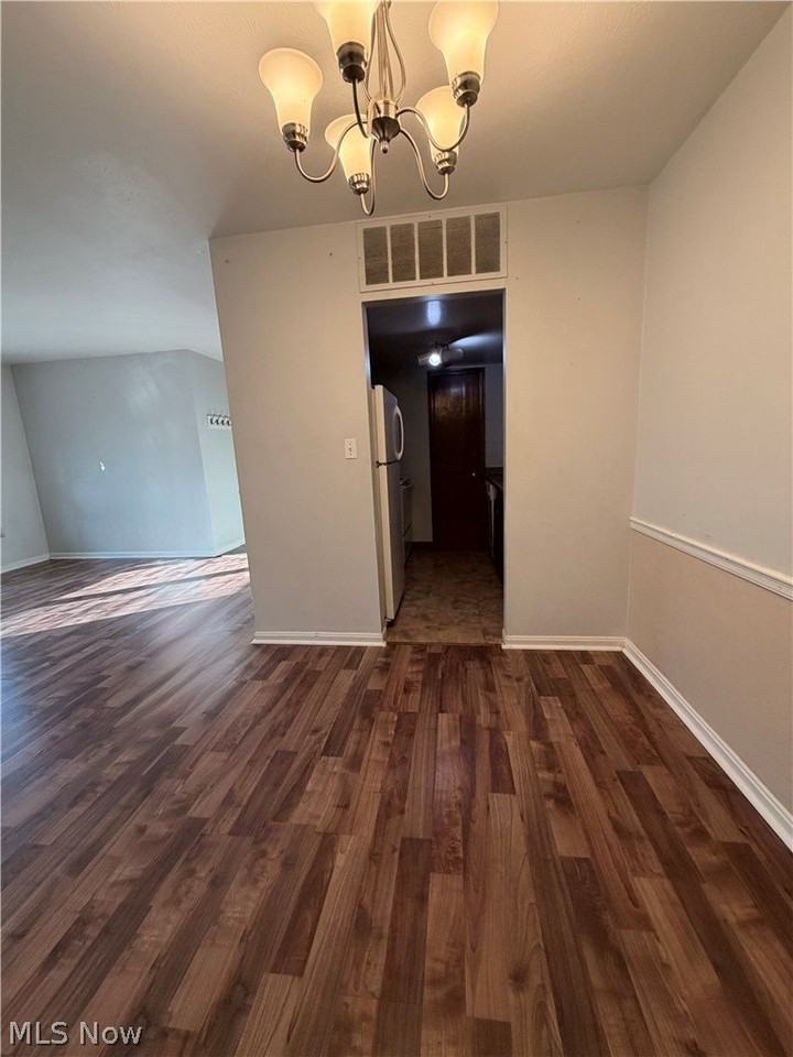 6910 Carriage Hill Dr #202 - Photo 7 of 21