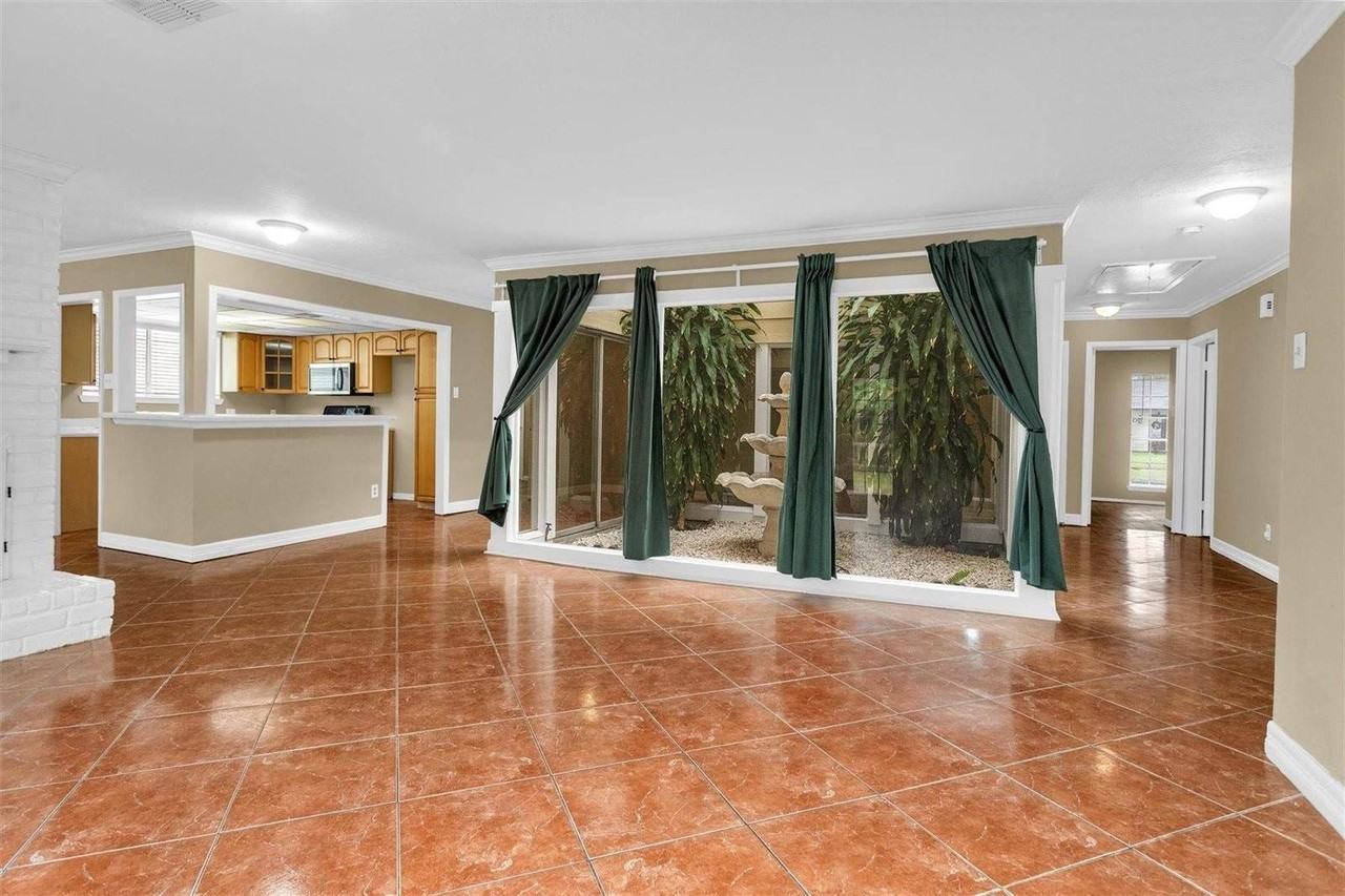 13818 Towne Way Dr - Photo 7 of 29