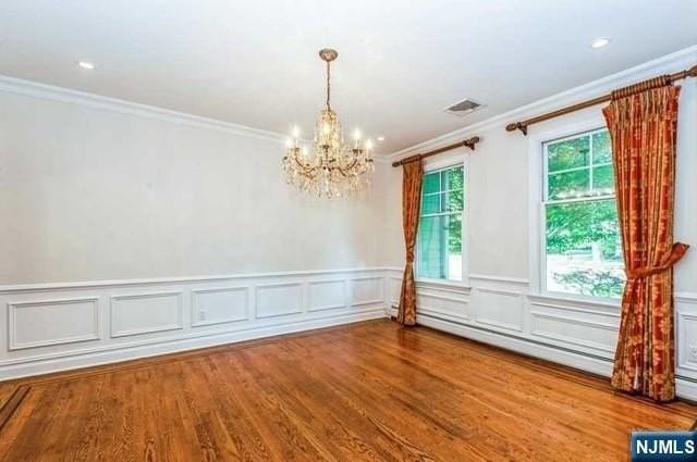 85 Everett St - Photo 3 of 25