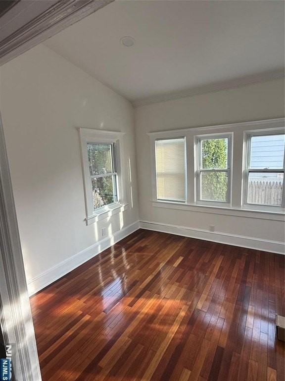 209 Park Ave - Photo 5 of 12