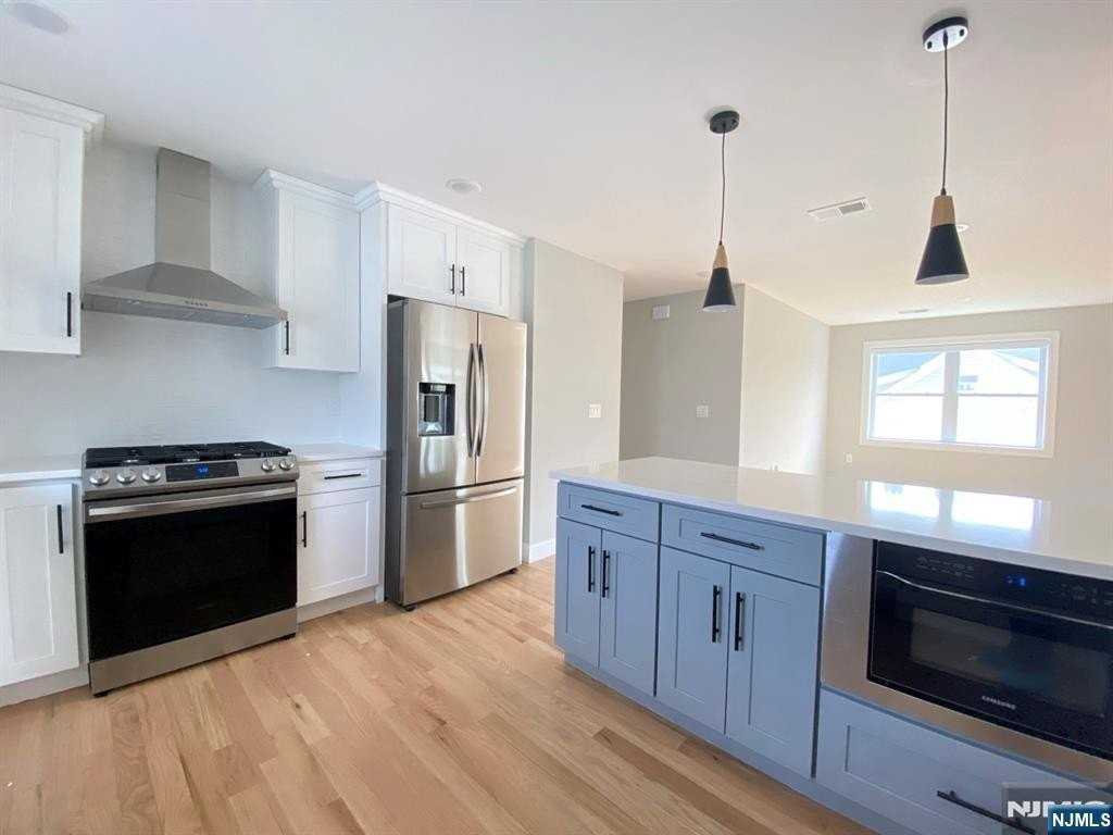 105 Feronia Way 2nd Fl - Photo 7 of 23