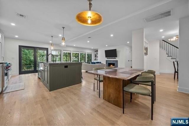 107 Highland Ave - Photo 3 of 25