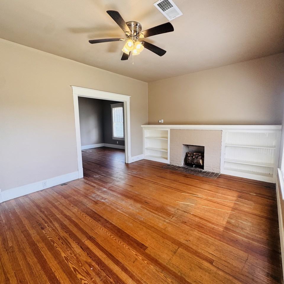 3501 5th St - Photo 2 of 16