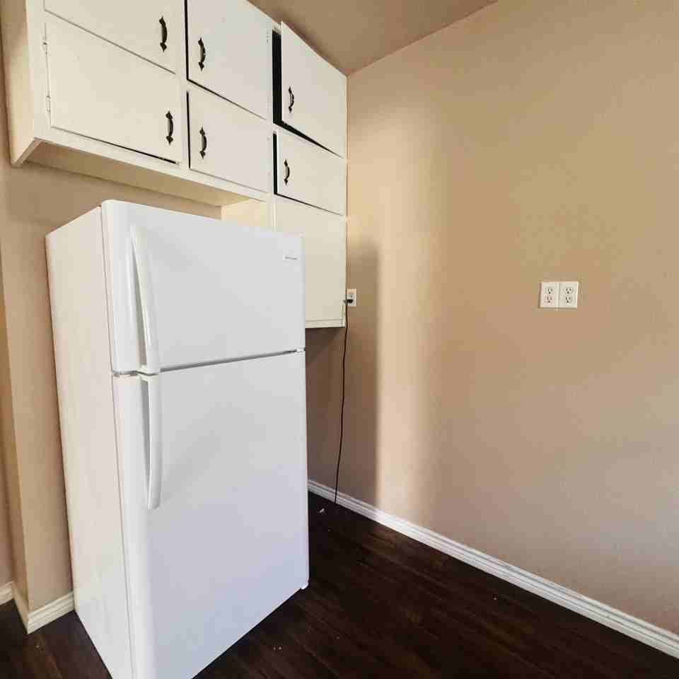 3501 5th St - Photo 6 of 16