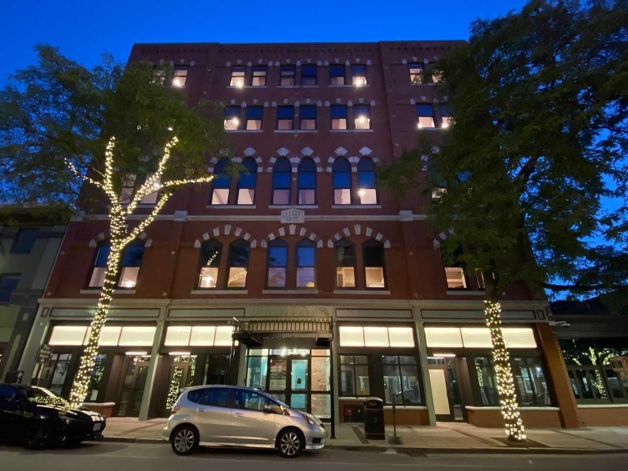 83 Hanover St #401 - Photo 3 of 45