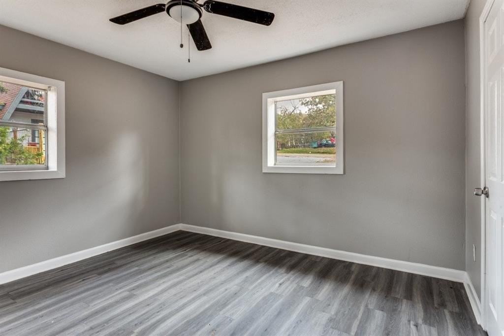 1612 Woodview Dr - Photo 5 of 10