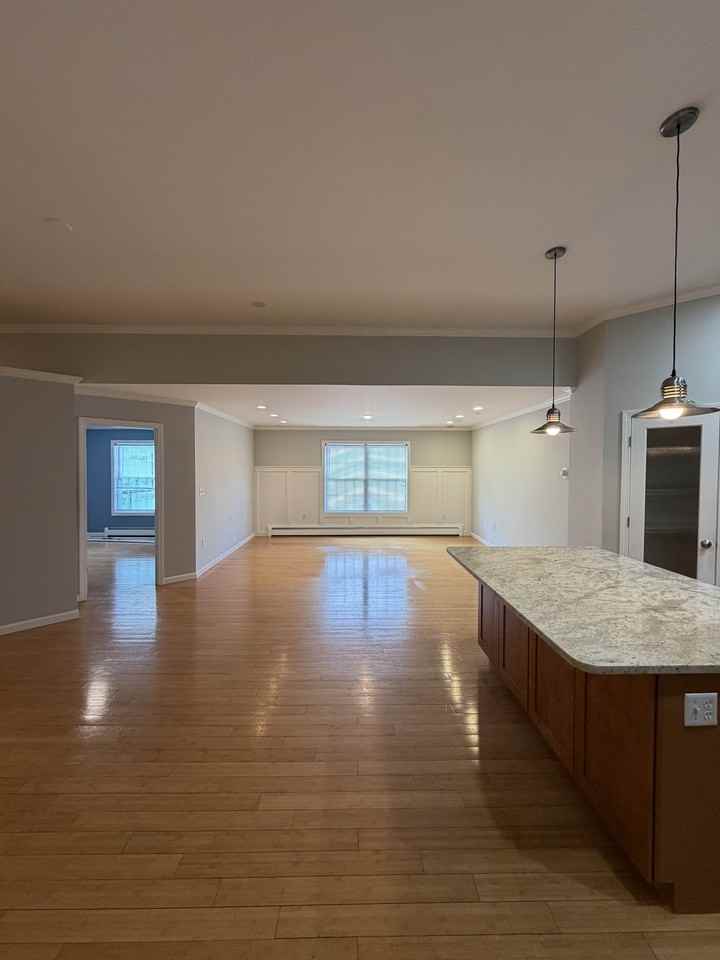 873 Farmington Ave #2 - Photo 7 of 7